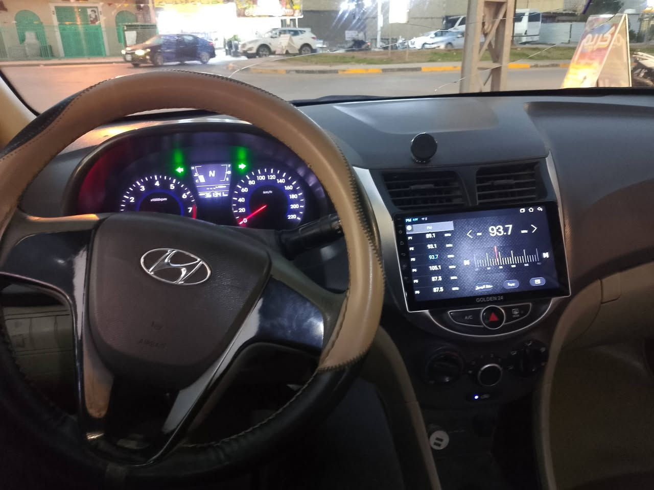 سلام عليكم اكسنت 13خليجية مكفولة سعر 90 و بيهة مجال رقم *********** بغداد شعلة
