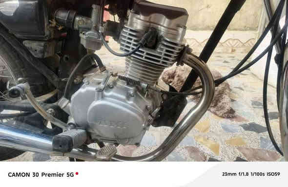 السلام عليكم دراجه للبيع نامه اصلي مديل 2013 اوراق ضايعه ضاله بس ورقتين  ودراجه نضيفه سعرها 750 او بيها مجال  *********** عمارة
