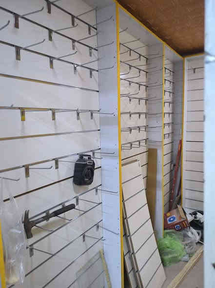 السلام عليكم
فاترينات للبيع 
تواصل خاص او عل الرقم ***********
