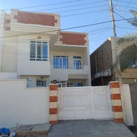 مشتمل في حي الخضراء 130 متر وجه 7 متر 3 غرف نوم بناء 2018 موقع كلش ممت...