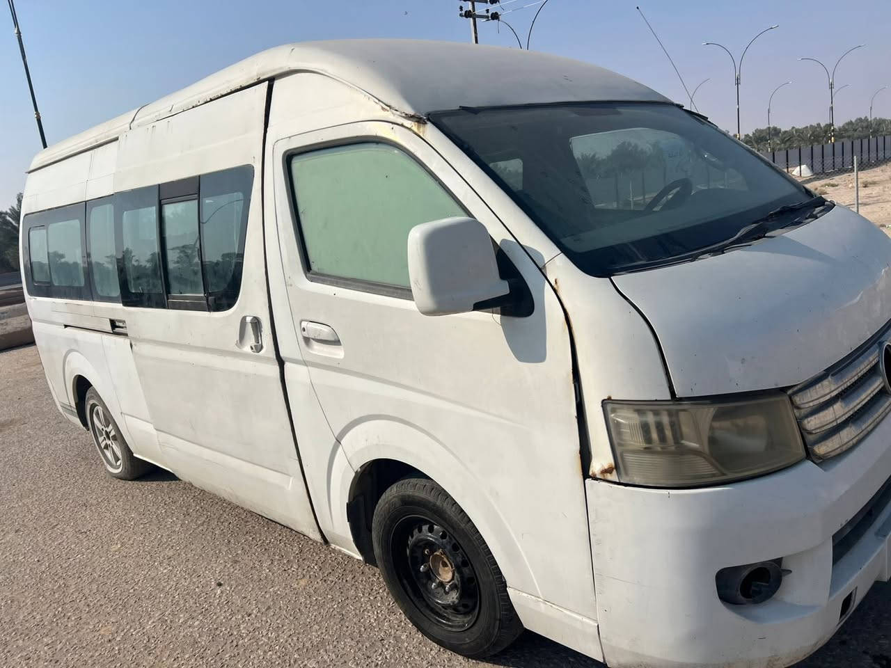 سلام عليكم
سيارات مزاد  وزارة داخليه بيهم كتاب رسمي تمشي بي وين متريد اسويلك وكاله ام باركود إلك حق انته ترقم معفيه كمرك وضريبه  ورقم عليه بس رسوم رقم 
فتون ٢٠١٤ أبيعه عله وضعه بيه حادث سعره ب٤٨
مكان سياره كربلاء 
سياره بسمي إني اسويلك وكاله
***********
