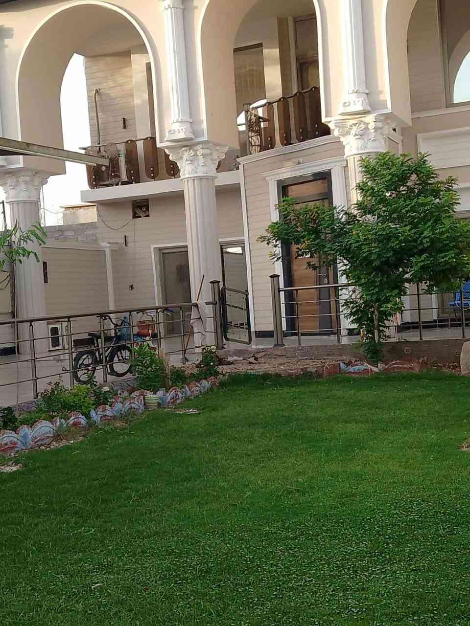بيت للبيع مساحه 400 متر كامل مكمل على 24حبايه مناقصة كلشي نضيف ديالى المقدادية العواره الاستفسار على رقم *********** وات ساب فقط

