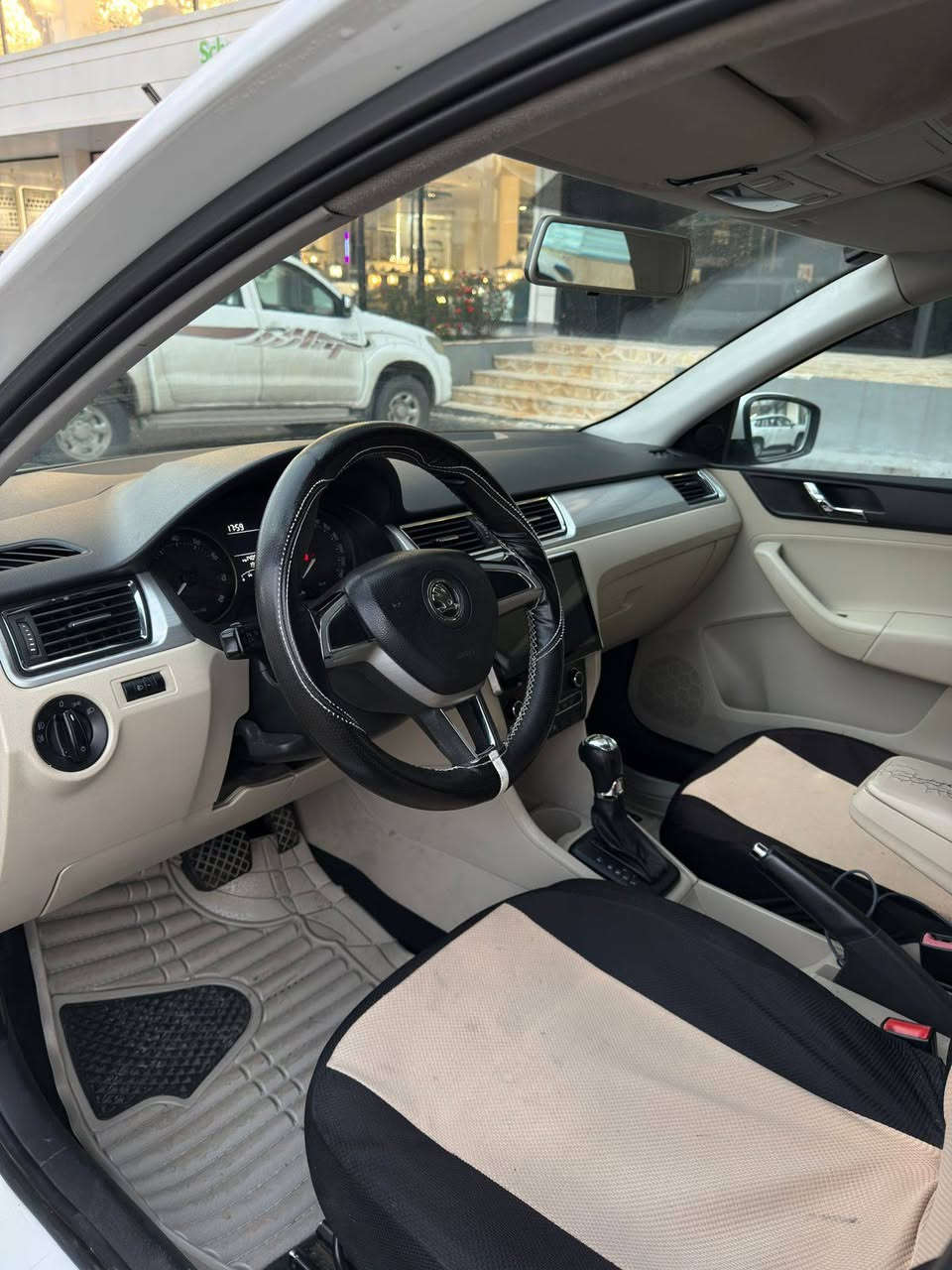 سکودا راپید 2015
190000 کیلومتر
هەمی ب شەرت دهوك, العراق


**إذا كنت صاحب هذا الإعلان وتريد حذفه لأي سبب، رجاءا أرسل رسالة إلى الدعم الفني**