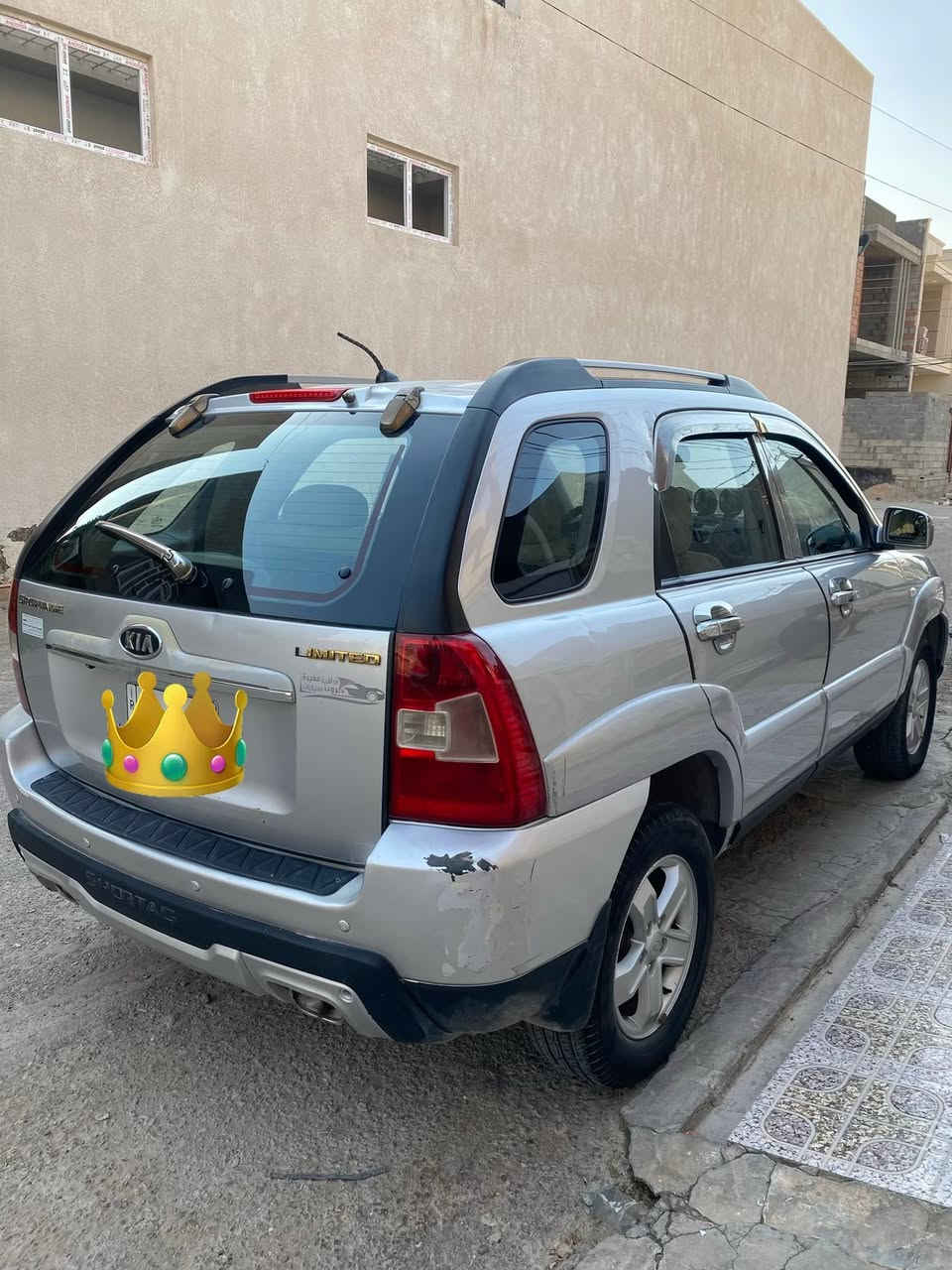 سبورتج ٢٠٠٩ للبيع بيه جاملغ مبدل نفس اللون وباب مصبوغ مع حافة البنيد جهة السايق محرك جديد بدلته قبل كم شهر تدفئة تبريد شاشة وكامرة رقم ديالى السيارة بأسمي موقع السيارة المقدادية السعر ١١٥ للاستفسار الاتصال ***********

