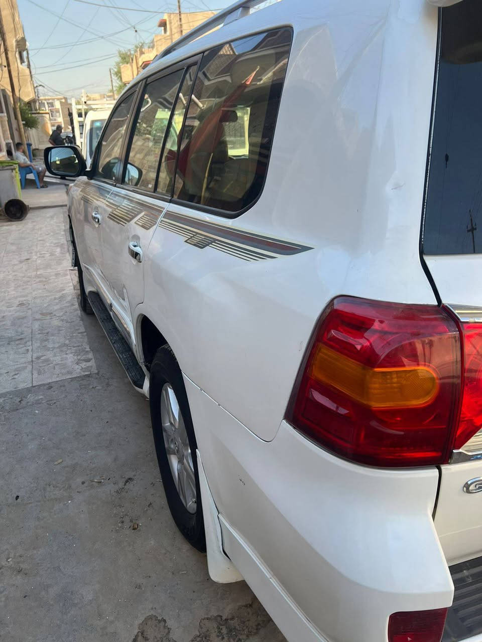 جكساره لاندكروز  2013 للبيع رقم بغداد به صبغ بابين جهة السايق فقط والباقي مكفوله مكانه بغداد الشعب تخم تاير جديد فتحة سقف وكشن السايق كهربا للاستفسار علئ الرقم
‏‪***********‬‏ غير موجود علئ خاص
