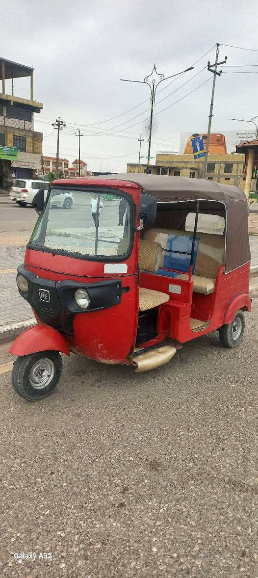 تكتك البيع موديل ٢٠١٨ أوراق بصره تكتك خير من الله
مكينه نضيفه خياسات مابيها السعر 2600  مكاني العماره 
رقم الهاتف ***********
