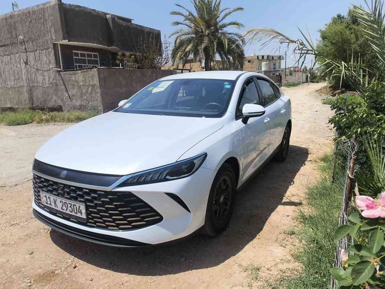 للبيع بي واي دي موديل 2025رقم بغداد بيها بارد بسيط فقط ولباقي مكفولة كفاله عامه وظع الشركه مكانها حله بزل حجي علي مقابل المرقد العلويه شريفه بنت الحسن السعر18500مليون السياره ماشيه 9الاف اتصل***********وشكراا

