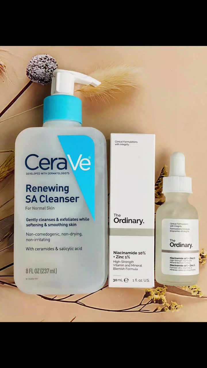 اذا تعانين من الحبوب والدهون الزايدة والمسامات ، هذا العرض يجمع غسول CeraVe المقشر + سيروم The Ordinary لتنقية البشرة 💯💯
1️⃣ غسول  من CeraVe 
غسول احترافي يحتوي على حمض الساليسيليك يساعد على تنظيف المسام بعمق، إزالة الخلايا الميتة، وتقليل ظهور الحبوب والرؤوس السوداء ✨
2️⃣ سيروم النياسيناميد من The Ordinary 
سيروم فعال بتركيبة قوية يساعد على تقليل الحبوب، التحكم بالإفرازات الدهنية، وتصغير المسام
منشأ المنتجات :
سيروم النياسيناميد من The Ordinary 🇨🇦 كندا 
غسول  من CeraVe 🇺🇸 أمريكا
#تصويرنا + #بوست
 #الجميع


**إذا كنت صاحب هذا الإعلان وتريد حذفه لأي سبب، رجاءا أرسل رسالة إلى الدعم الفني**