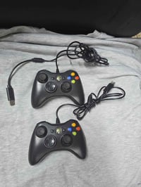 متاح جوستكات xbox360 شبه جدد بس مافاحصهن ابيع فحم لتجنب لاشكالات ٢٥ ال...