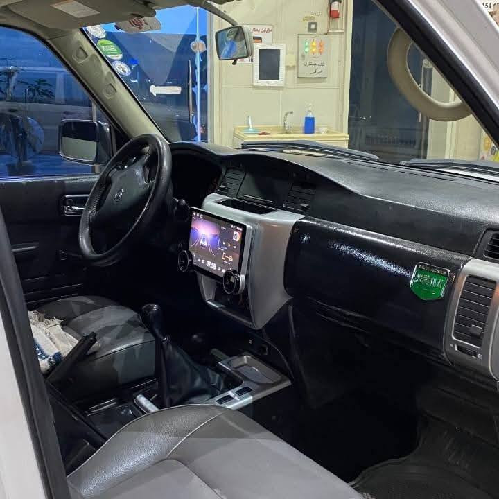 نیسان باترول GL 2010 فور ويل 
محرك 4.8 كير عادي كشن جلد جام عادي 
مكفولة من الصبغ و الشخط و حالوب 
ببلاد بوستال أسود 
السيارة حيل جديدة و نظيفة 
بقية ع وضع الشركة 
الداعمية للداعمية مكفولة 
دشبول بلادي 

🛑 السعر سوي تعليق يصل مباشرة 🤖 

كير محرك مكفولة مفتوحة 
تحويل ثاني يوم 

رقم صاحب السيارة 
***********
***********
