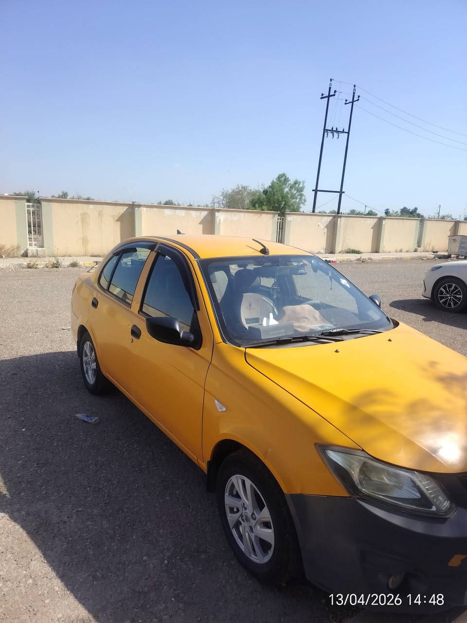 ساينا موديل 20 حره شهر العاشر بدلت طابوكه جديدة وكله جديد شديته الهه بيهه ظخه بسيطة بالجاملغ الامامي والباب الخلفي امعمرات على البارد ومصبوغات
شاشة 
مضخم صوت
داش كام
لايت زنون
السعر 55 وبيه مجال ***********
الكوت
ساينا موديل 20 حره شهر العاشر بدلت طابوكه جديدة وكله جديد شديته الهه بيهه ظخه بسيطة بالجاملغ الامامي والباب الخلفي امعمرات على البارد ومصبوغات تبريد ثلج
