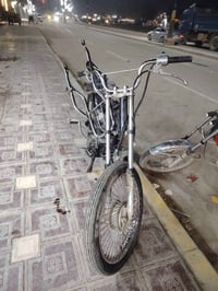 للبيع أغراضه موجوده نقص بس كشن 07735524759