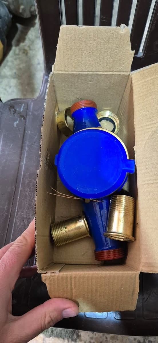 شركه ابو غازي الأولى بالعراق توزيع 

عداد ماء ميكانيكي متوفر كميات كبيره لصحاب المحلات التجاريه 
جمله 2انج ضمان ٥سنوات 

***********/***********
