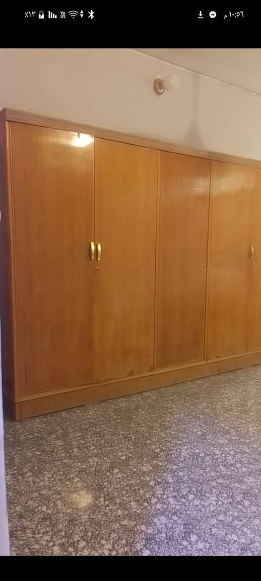 كنتور مستخدم بسعر مناسب 
البيع لغرض الانتقال
نظيف واستخدامه قليل....


**إذا كنت صاحب هذا الإعلان وتريد حذفه لأي سبب، رجاءا أرسل رسالة إلى الدعم الفني**