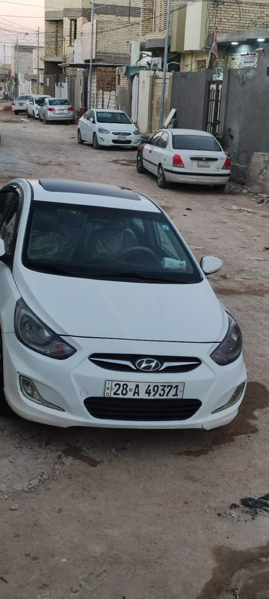 سلام عليكم اكسنت مديل ٢٠١٥ سياره كفاله عامه محرك 1600  كير مكينه وحداديه تبريد ثلج تخم تاير سنويه ل 28 رقمها نجف مداور ثاني يوم سعر ١١٥ وبيها مجال للاتصال *********** مكان سياره نجف
