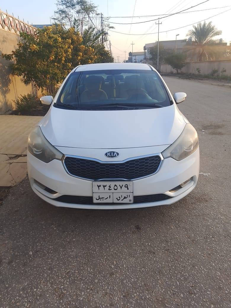 سلام عليكم ورحمة الله سيراتو للبيع موديل ٢٠١٤ بدون فتحه مكفوله كفاله عامه مكينه جديده حداديه تبريد تخم تاير جديد جاهزه من كلشي رقم أربيل سنويه منتهيه تريد وكاله تريد تحويل شرط مكان السياره ديوانيه للاستفسار الاتصال على الرقم ***********
