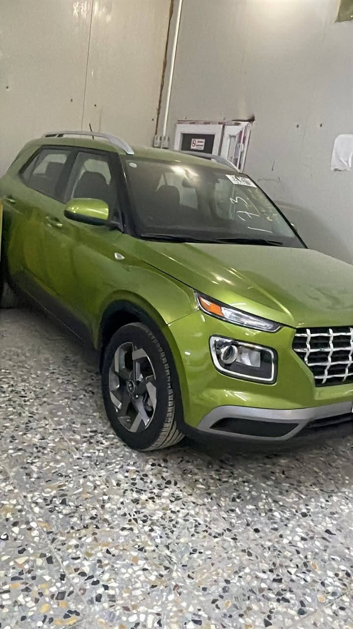 #هونداي_فينو
#موديل_2024

#مرقمة_بغداد

#دخول_جديد

#فوووول_مواصفات

  المواصفات 

1- بصمة 

 2- فتحه سقف (سلايت)

3- داخل لون اسود كما في الصورة 

4- شاشه كبيرة كامرة دوارة 

5- فول  تحكم ستيرن جهتين  

 6- ويل كروم 

7- شاشة كبيرة كاربلي +اندرويد 

8- نظام انذار

9- مانع انزلاق

10- تراكشن منحدرات

11- وضعيات قيادة  

12- رادار تحذير جانبي 

13- رادار خلفي

14- رادار امامي

15- تحديد مسار 

16- مكينة 1600 دبل نوزل 

17- حمالات سقف

18- حساس خلفي

السعر 135  و بيهة مجال بسيط الاتصال ***********

📍المكان : بابل المسيب
