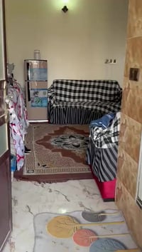 للبيع بيت سكني مميز بتصميم عملي ومريح، مناسب للعوائل، وفي موقع هادئ وق...