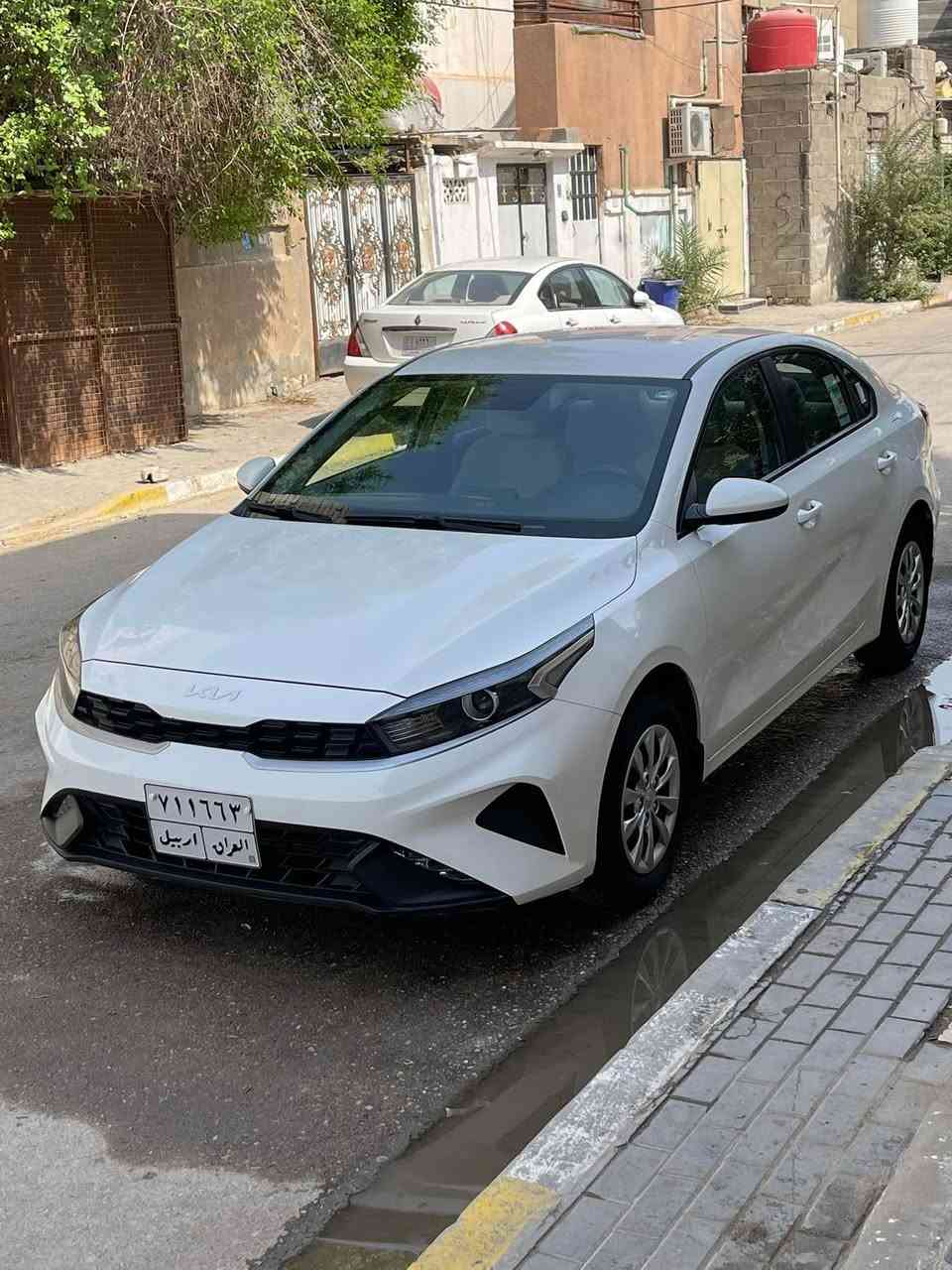 كفاله عامه مجرد ملاحضات بسيطه بلبدي 
دحجه بلجاملغ الخلفي من جهه الصدر وزلغ بلبايسكل بلجامغ الامامي من جهه الصدر ودحجه ما تبين ابد بلباب جوه كلش ماشيه 59 السياره جاهزه 
السعر165وبيها مجال 
للتواصل واتساب ***********
