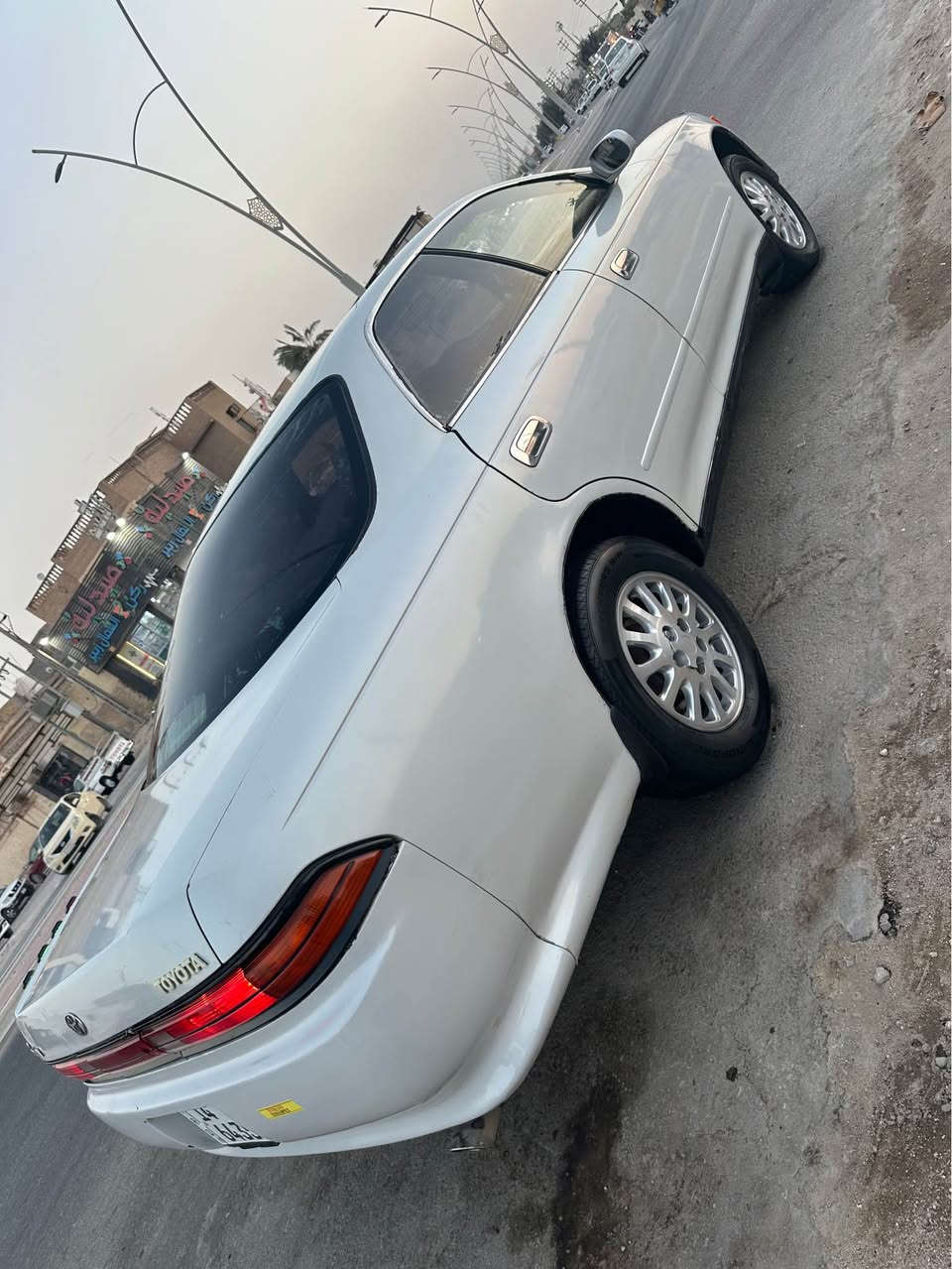 السلام عليكم. للبيع. مارك. نفخ. 1993. رقم بصره. انكليزي.  كفاله من الكص. ونقل الجثه. والضربه.  مكينه 2 ونص. جديده. كير جديد. حداده حلوه. كهربئيات. عامه.  سياره. مال جناي. كلش حلوه.  السعر. 48.  هاتف. *********** البصرة, العراق
