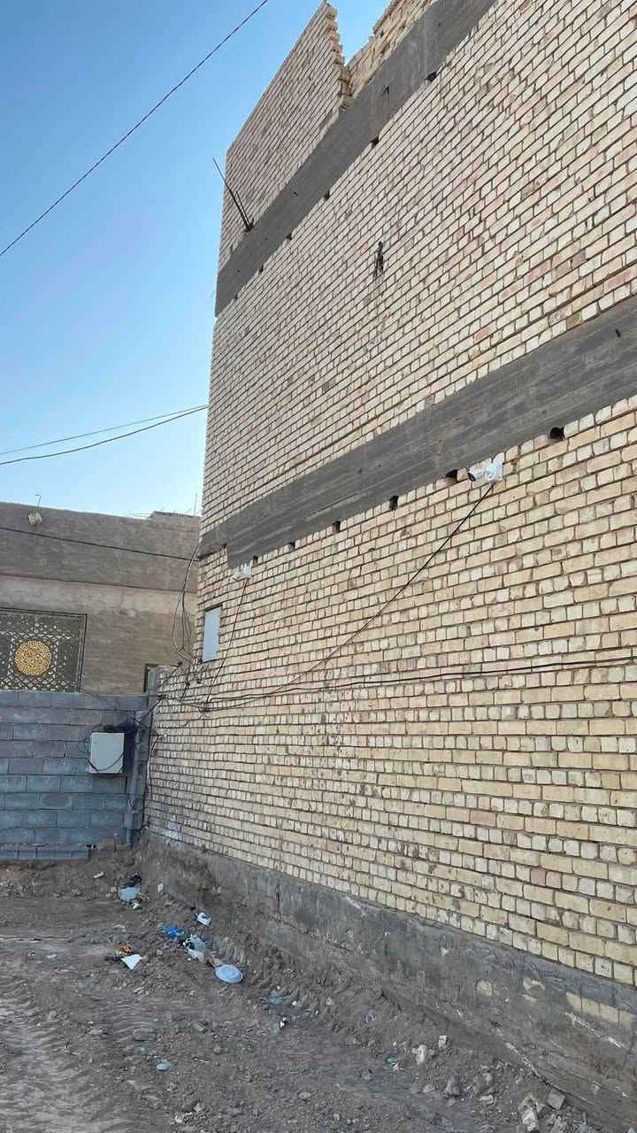قطعة ركن طابو زراعي سند 25 للبيع، مساحة 840م²، خلف حسينية كمال الحيدري طريق بغداد – كربلاء، مسيجة بالكامل مع كاميرات مراقبة، موقع مميز. 
سعر 330 مليون 
للاستفسار التواصل على رقم ***********
