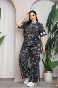 ملابس • جملة فقط • موديلات درجة أولى