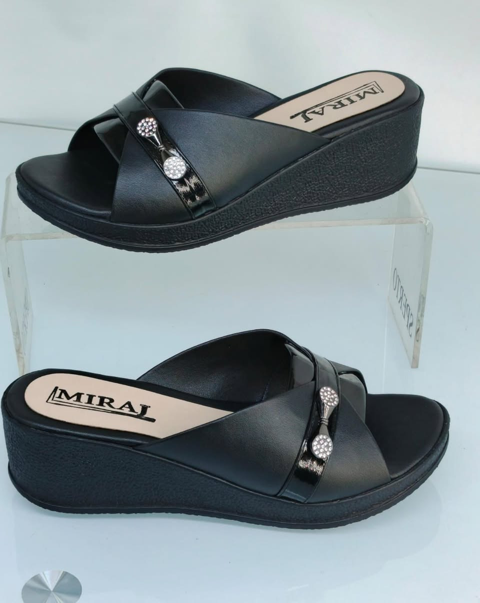 احذيه طبيه نازكه جدا مريح بالبس يوصلك طلب تفحص وتقيس اله تدفع🎁
توصيل لجميع المحافظات 🇮🇶
حجز وتساب ***********
رابط لانستا👇🏻👇🏻
https://www.instagram.com/jafat449?igsh=MXNkOTc4aXR0aDF2cw==
