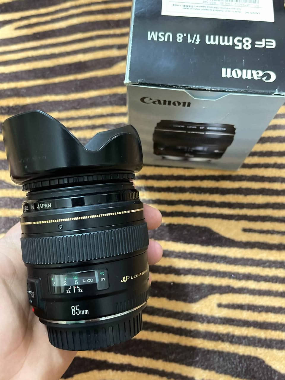 السلام عليكم 
عدسة كانون 85mm نظافة 99% 
بيع او مراوس بنفس العدسه بس نيكون 
سعر 325 الف بيها مجال
متوفر توصيل 
*********** هاشمية, بابل
