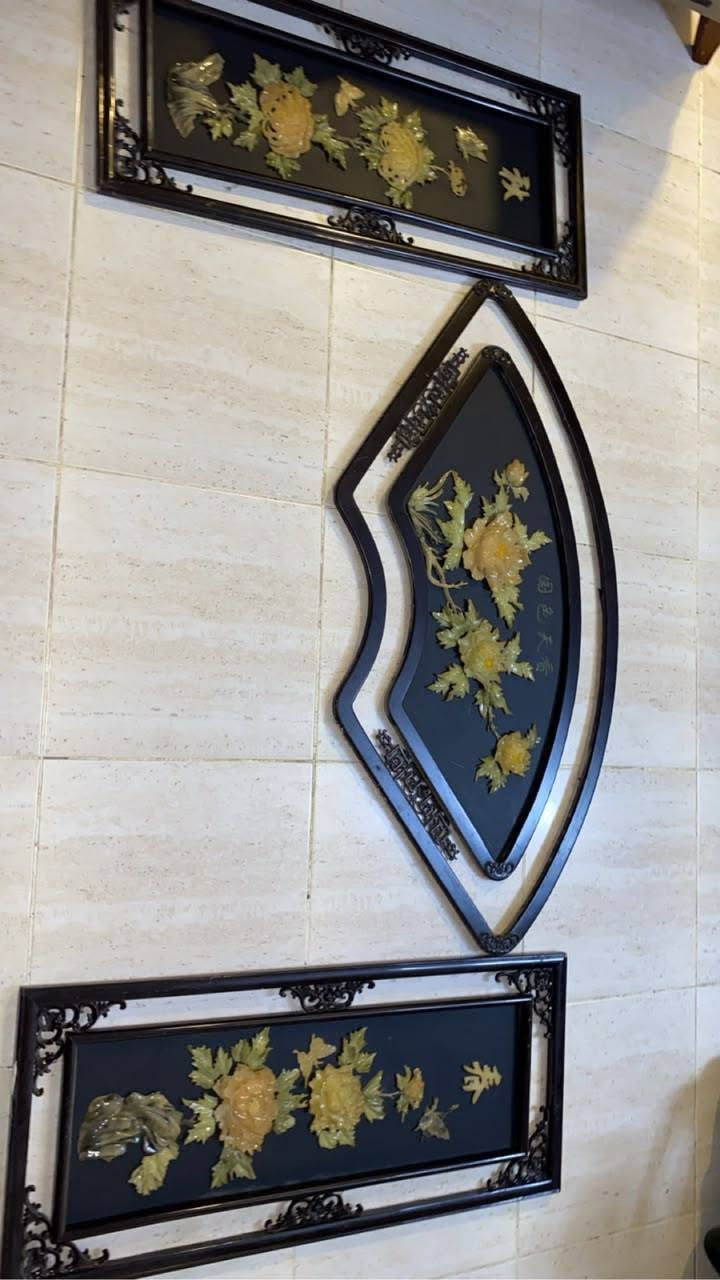 مرحبا أغراض للبيع
اللوحات الآيات ٣٠الف على شكل قطع تتركب اخذتها توصيل ٦٥الف
والوحة الخ ٢٥الف لان بيها عيب
والمكتبة ٧٥الف
سبب البيع غيرت الجدران بعد مايرهومون
الي تريد تعلق وادخل عليها او تتصل على الرقم *********** وتساب
