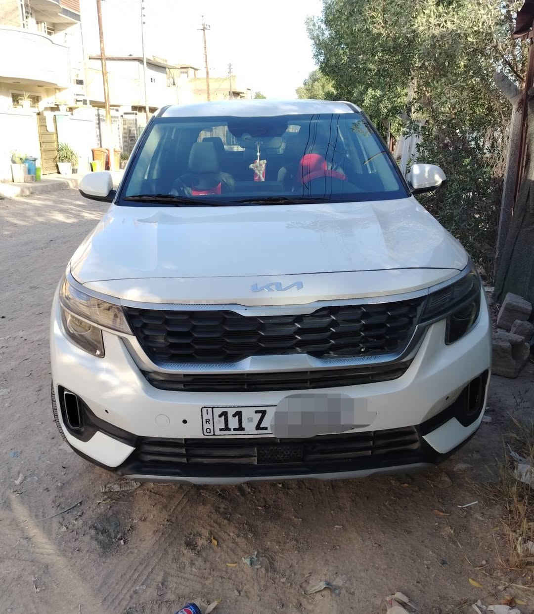 السلام عليكم
سيلتوس ٢٣ زيرو رقم بغداد محرك ٢٠٠٠ دوش لونها ابيض باسمي الاتصال على الرقم *********** مكاني بغداد دوره شارع ٦٠ بغداد, العراق
