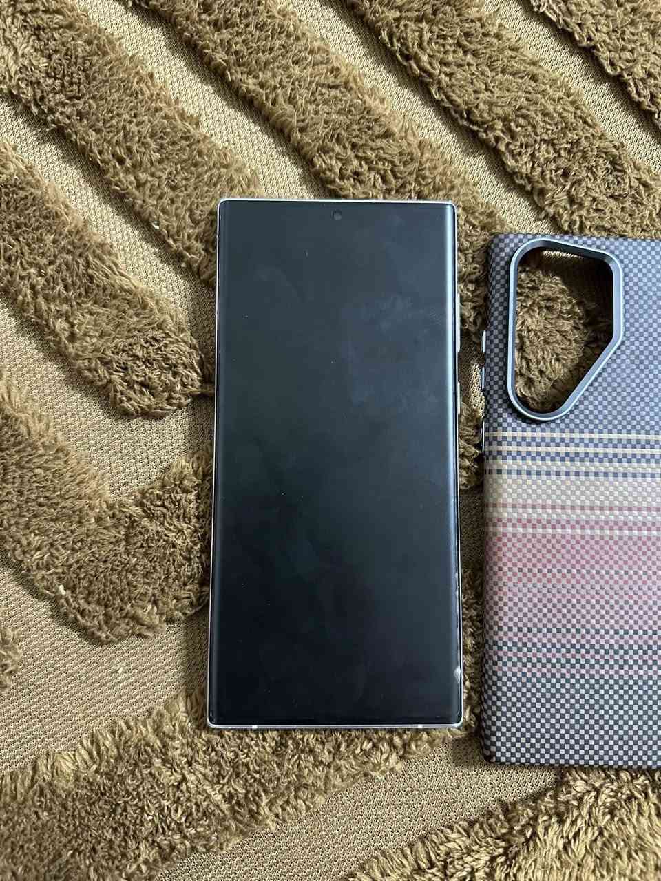 Samsung S22 Ultra 256GB.  سلام عليكم
لون أبيض — أمريكي
الجهاز نظيف جداً بدون أي خدش استعمال شهر فقط
كلشي شغال 100٪ والبصمة والبطارية ممتازة
شريحه وحده+ شريحه eSlM
السعر 575 وبي مجال قليل حق الجيه للشراي فقط
المكان بغداد


**إذا كنت صاحب هذا الإعلان وتريد حذفه لأي سبب، رجاءا أرسل رسالة إلى الدعم الفني**