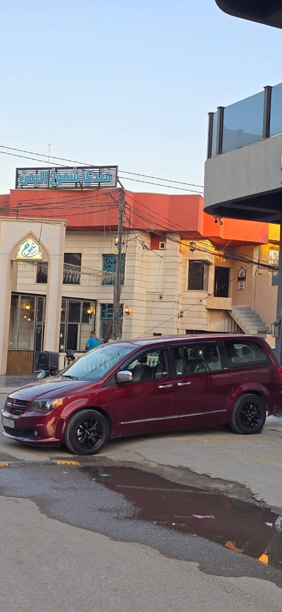 دوج كرفان 2019 جيتي فول مواصفات
بغداد تحويل ثاني يوم
حادثها جانبي جاملغ امامي مرجع بارد وباب خلفي ربع صبغ بدون ايرباك منظومة زنون بجم ومنظومة غاز ٨٠ لتر كامله والحمدلله مكانها ديالى بعقوبة
السعر ١٩٣ وبيها مجال
*********** واتساب فقط
