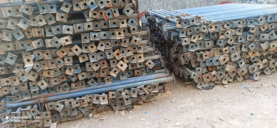 جكات حاظن للبيع نظيفات حيل مثل ماواضح بصوره  طول 4 متر مكان حله ***********
