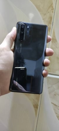 Huawei P30 Pro Ram 6 & 128GB , Battery 4000 , 40W , Camera 40MP , Self...