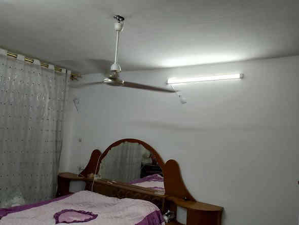 السلام عليكم
عندي شقه للبيع في حي الخضراء قريبه على شارع العام خلف جامع المهاجرين المساحه ١٣٢ رقم الشقه ٧٢١ طابق ثالث تتكون من غرفتين نوم وهول ومطبخ حار وبارد وعند الاستفسار الاتصال على هذا الرقم *********** باسم أحمد السعر ٤٨ مليون
