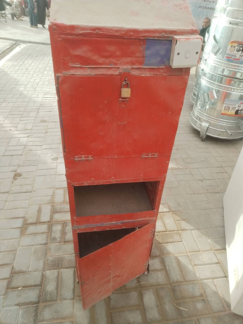 للبيع


**إذا كنت صاحب هذا الإعلان وتريد حذفه لأي سبب، رجاءا أرسل رسالة إلى الدعم الفني**