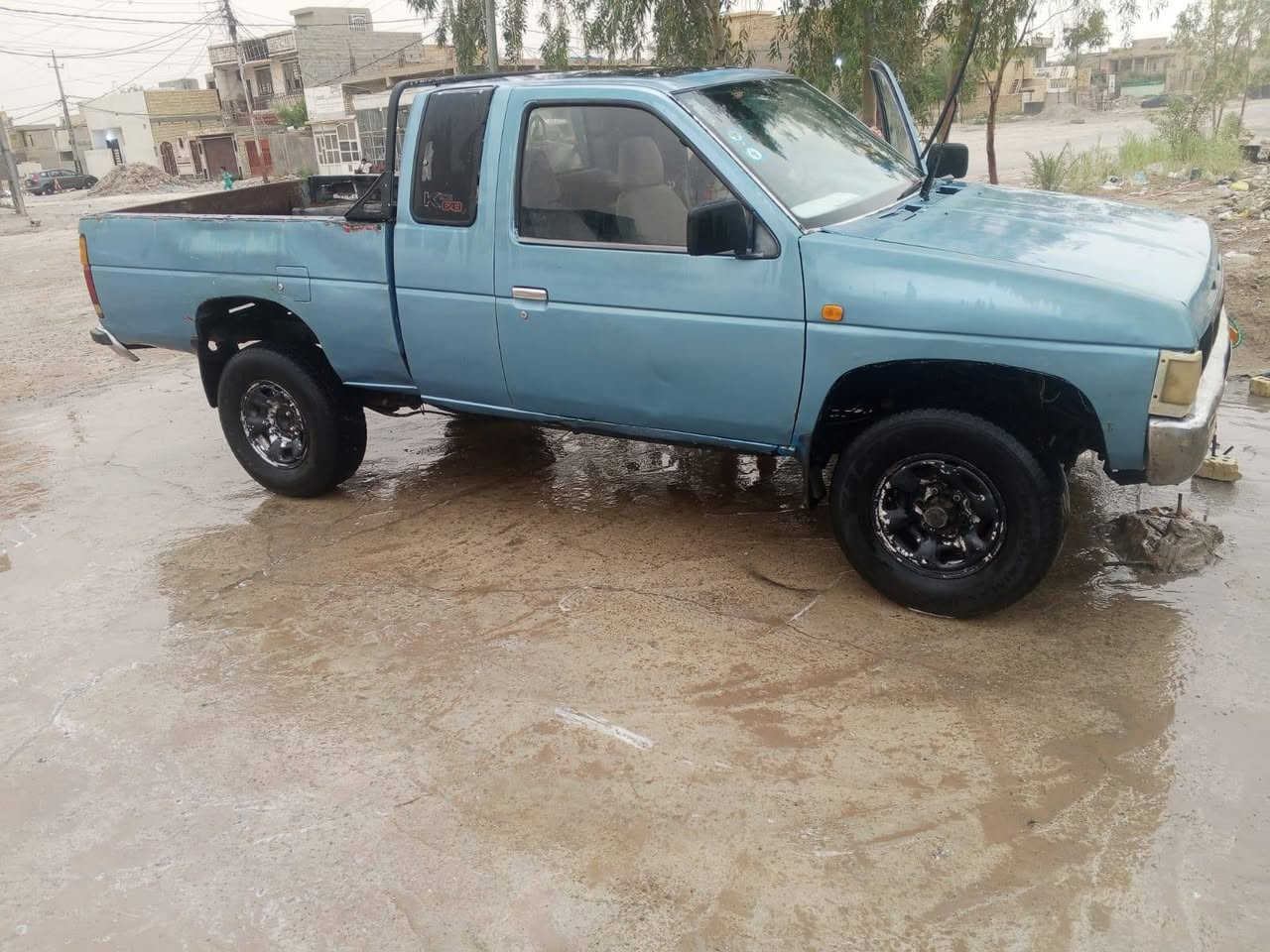 السلام عليكم بيكم نيسان موديل 89 سياره جاهزه سعر 32 مكان بغداد سبع البواب رقم الهاتف***********
