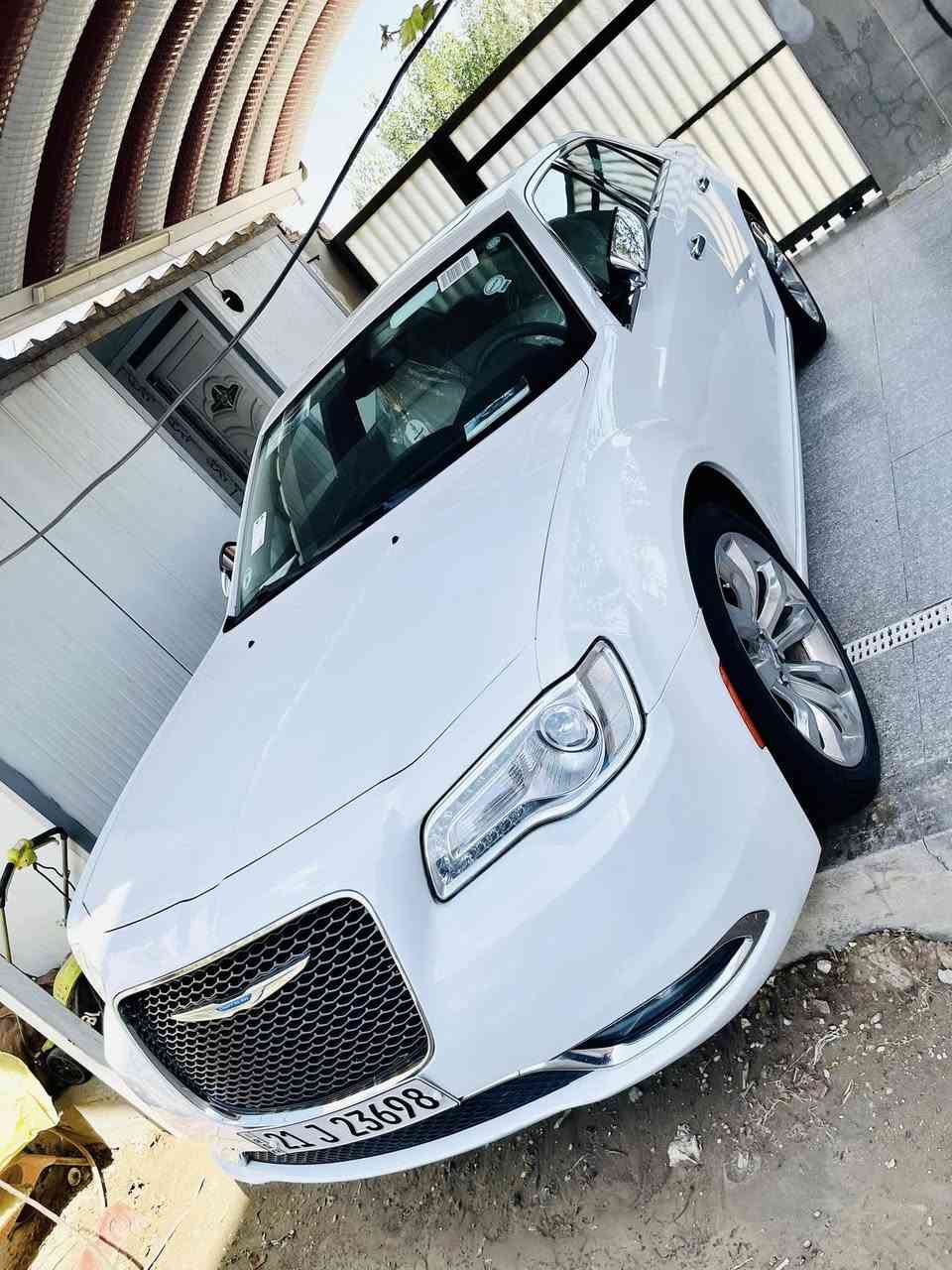 السلام عليكم كرايسلر اوباما 2018 C كلين تايتل مكفوله كفاله عامه من الضربه والصبغ والبارد والشخط والرصعه السياره بعدها بحاله الوكاله جديده بمعنه الكلمه ماشيه 80 رقم سليمانيه تريد وكاله تريد تحويل محرك 3.6

مواصفات سياره C 
داخل vip داخل ملكي ابيض 
كشنات ابيض ملكي 
كشنات خلفي تدفئه 
سقف بنرامه فتحتين
مري قلاب ويه البك 
خزن ميموري 
ستيرن تدفئه
ستيرن كهرباء 
شفتات ستيرن
لايت عدسات زنون
شاشه كبيره + كامره خلفي دواره
نضام صوت الباين 
ويل 20 مكسيكي 
العنوان بابل حله الرقم ***********
