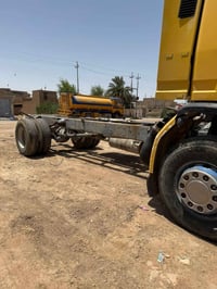 اسكانيا ١٩٩٣ مكينه وكير وحداديه نضيفه حيل تخم تاير   شاصي مكفول للبيع ...