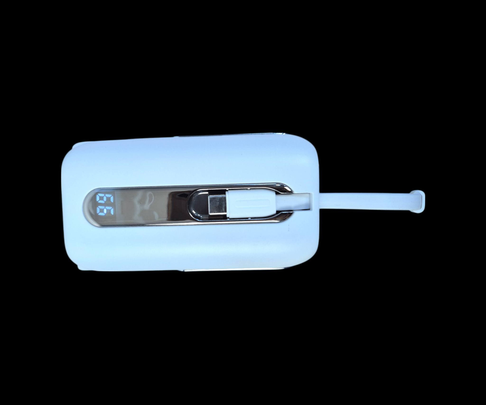 سماعات (ايربود) لاسلكية مع شاحن متنقل (باور بانك) 5200mAh
الاستخدامات:

الاستماع للموسيقى بجودة عالية أثناء التمارين أو التنقل.

إجراء واستقبال المكالمات بحرية تامة بفضل الميكروفون المدمج.

شحن هاتفك أو أجهزتك الأخرى باستخدام الباور بانك المدمج.

مناسبة للاستخدام مع جميع أنظمة التشغيل (Android، iOS، Windows، Mac، إلخ).

المميزات:

بلوتوث 5.3 لاتصال سريع ومستقر حتى 10 أمتار.

بطارية داخلية 5200mAh تعمل كباور بانك لشحن الأجهزة.

وقت تشغيل يصل إلى 5 ساعات لكل شحنة.

مقاومة للعرق والماء مناسبة للرياضة.

تحكم باللمس لتبديل الأغاني أو الرد على المكالمات.

كابلات مدمجة مزدوجة (Lightning + Type-C) للشحن السريع.

صوت ستيريو عالي الجودة مع عزل للضوضاء.

محتويات الصندوق:

زوج من سماعات TWS-T21.

علبة شحنباور بانك مدمجة.

كابل شحن USB Type-C.

دليل الاستخدام بعدة لغات.

ملاحظات:

سعة الباور بانك: 5200mAh.

وقت الشحن الكامل: حوالي 1 ساعة.

الوزن الكلي: 153 غرام.

أبعاد الغلاف: 17 × 8 × 4 سم.

يمكن استخدام العلبة لشحن هاتفك أو غيره من الأجهزة الصغيرة.

25 مع التوصيل


**إذا كنت صاحب هذا الإعلان وتريد حذفه لأي سبب، رجاءا أرسل رسالة إلى الدعم الفني**