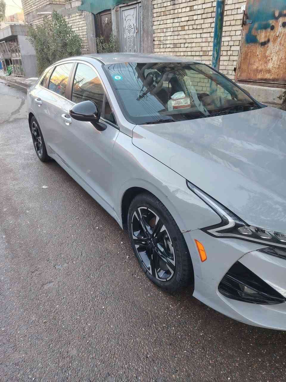 السلام عليكم k5 للبيع وارد امريكي حره بغداد بسمي تحويل  فول عده الفتحه  جيتي معرفه مواصفات جيتي  صورة الحادث بلمنشور   حادث جاملق وربع البنيد محرك 1600 تيربو 45 الف ميل ماشيه عنوان بغداد حي النصر سعر 165 وبيه مجال  رقم ***********
