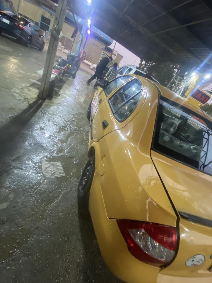 السلام عليكم طيبه للبيع مديل 2015 رقم بغداد مشروع وطني تحويل مباشر وبأي محافضه تداور مكينه قبل ٢٠ يوم شادها بالكارتون حداديه تخم تاير كامله مكمله جاهزه للأخير 
السعر ٢٩ وبيها مجال 
العنوان كربلاء شارع ١٠٠ 
***********/***********
