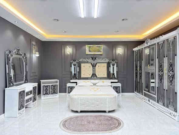 💰 السعر: مليون دينار فقط – غرفة جديدة وجاهزة
📞 للحجز والاستفسار واتساب: ***********

🛏️ غرفة نوم فخمة – خشب خفيف سوكي / درجة اقتصادية – طابق واحد
• داخل معاكس 3ملم – خارج تحفير SNS انديف 4ملم
• صبغ حراري درجة أولى
• كنتور 6 أبواب – 9 قطع كاملة
• سرير بلاويد أسود (6 أرجل)
• قياس الكنتور: ارتفاع 2.30 × عرض 3.20

✨ الإضافات:
• دوشك: 135 ألف
• شازلون مقعد: 50 ألف
• شازلون مخزن: 75 ألف
• طابورية: 15 ألف
• زاوية تصميم كنتوري بنفس ارتفاع الكنتور

🛠️ فحص قبل الاستلام

🚚 التوصيل:
• بغداد: توصيل وشد مجاني (الأطراف 50 ألف)
• المحافظات: حسب البعد
