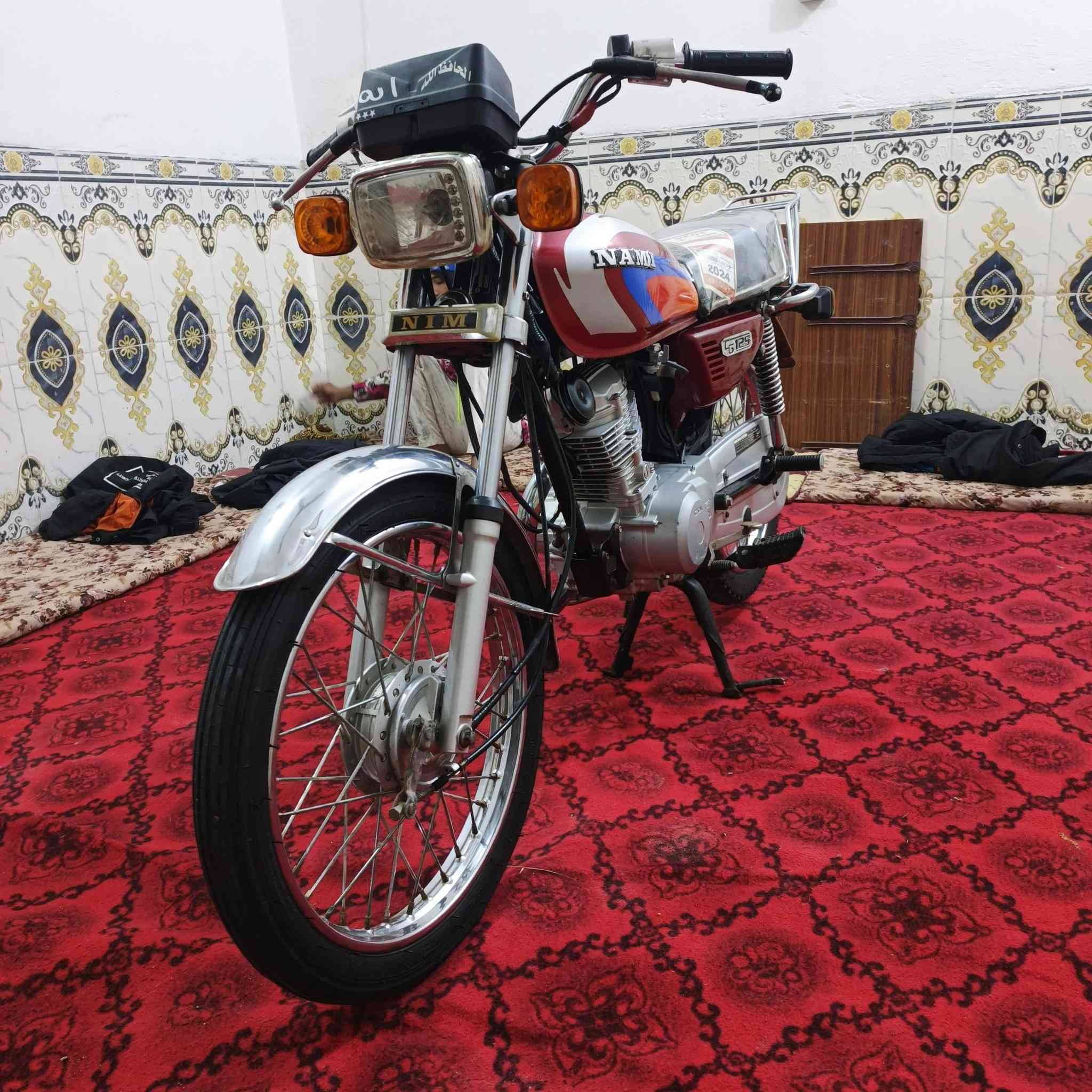 سلاح عليكم دراجه اربعه كير موديل 21دراجه حلوه ونضيفه اوراق اصولي نامه صوتها ناعم السعر 700وبيها مجال مكاني كوت شارع النفط ***********+***********
