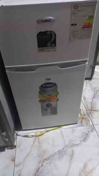 ثلاجه نظيفه كلش للبيع ماداخله تصليح ابددد سعرها 75 الف المكان البصره قضاء الدير قرب السوق للاستفسار *********** البصرة
