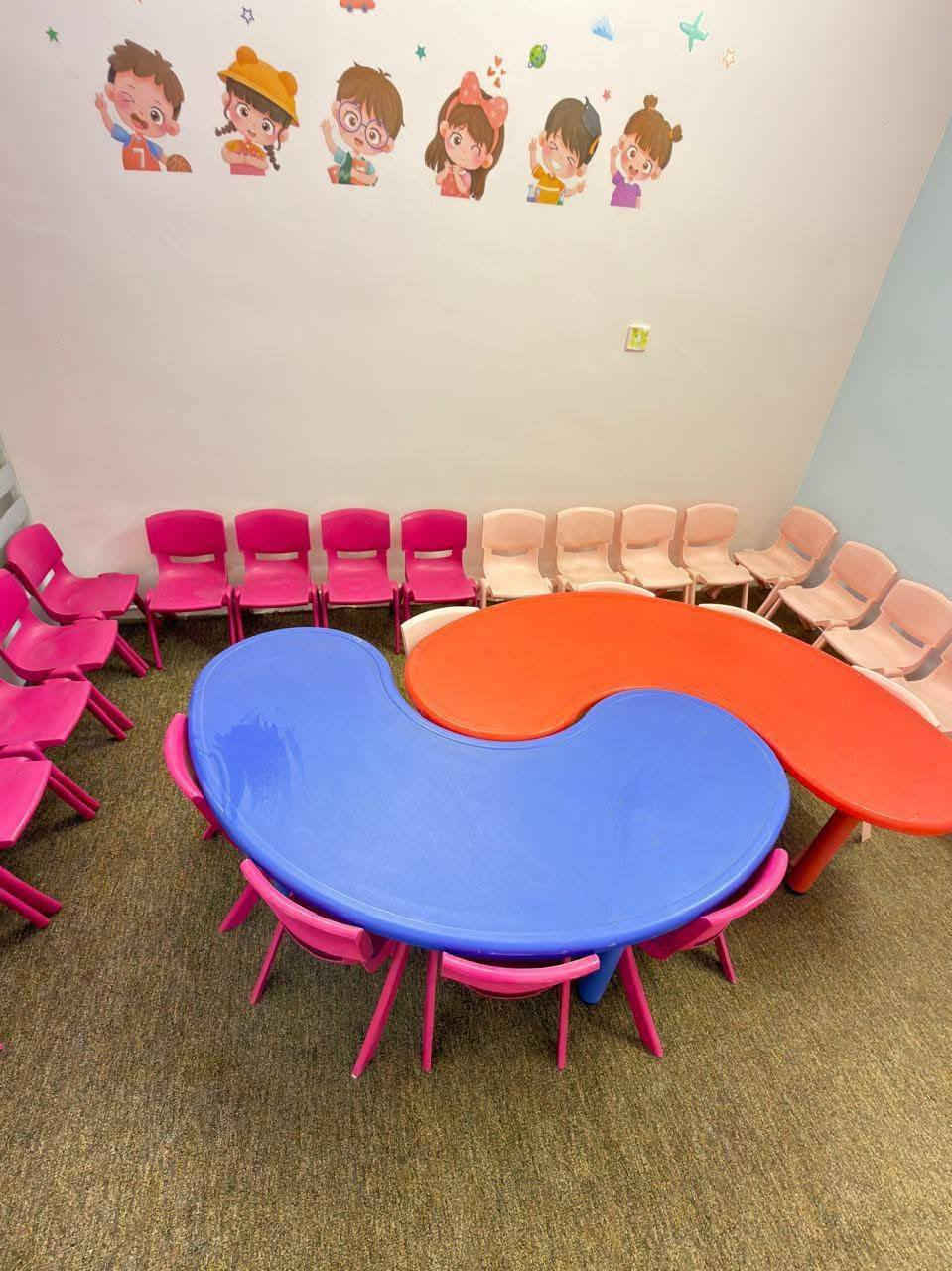 🌟 أهلاً وسهلاً بكم في حضانة بيت ماما فطوم 🌟  

إذا تبحثون عن مكان آمن، نظيف، ومليان حب واهتمام لطفلكم… فأنتم بالمكان الصحيح ❤️  

👶 إشراف واهتمام بكل طفل كأنه واحد من العائلة  
🎨 نشاطات تعليمية وترفيهية تنمّي مهارات الطفل  
🧸 بيئة مريحة وآمنة تساعد الطفل يشعر وكأنه ببيته  
📹 المكان مجهّز بالكامل بكاميرات مراقبة لراحة واطمئنان الأهل  

😍 موجودين ع مدار اليوم والأسبوع والشهر والسنة

🎁 خصومات مميزة عند الاشتراك لفترات أطول  

📲 للحجز أو الاستفسار راسلونا، ونكون بخدمتكم بكل وقت  

✨ *بيت ماما فطوم… لأن طفلكم يستحق الأفضل
القادسية ***********
