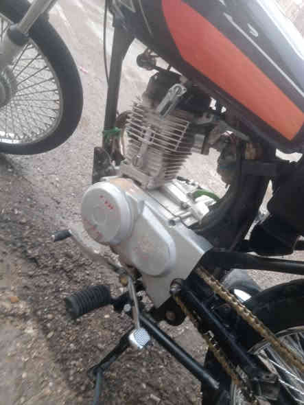 تايكر مكينه ٢١ وشاصي نامه كامله اي نقص مبيهه ربع هندر السعر ٤٥٠ وبيهه مجال مكاني بياع تقاطع درويش ***********
