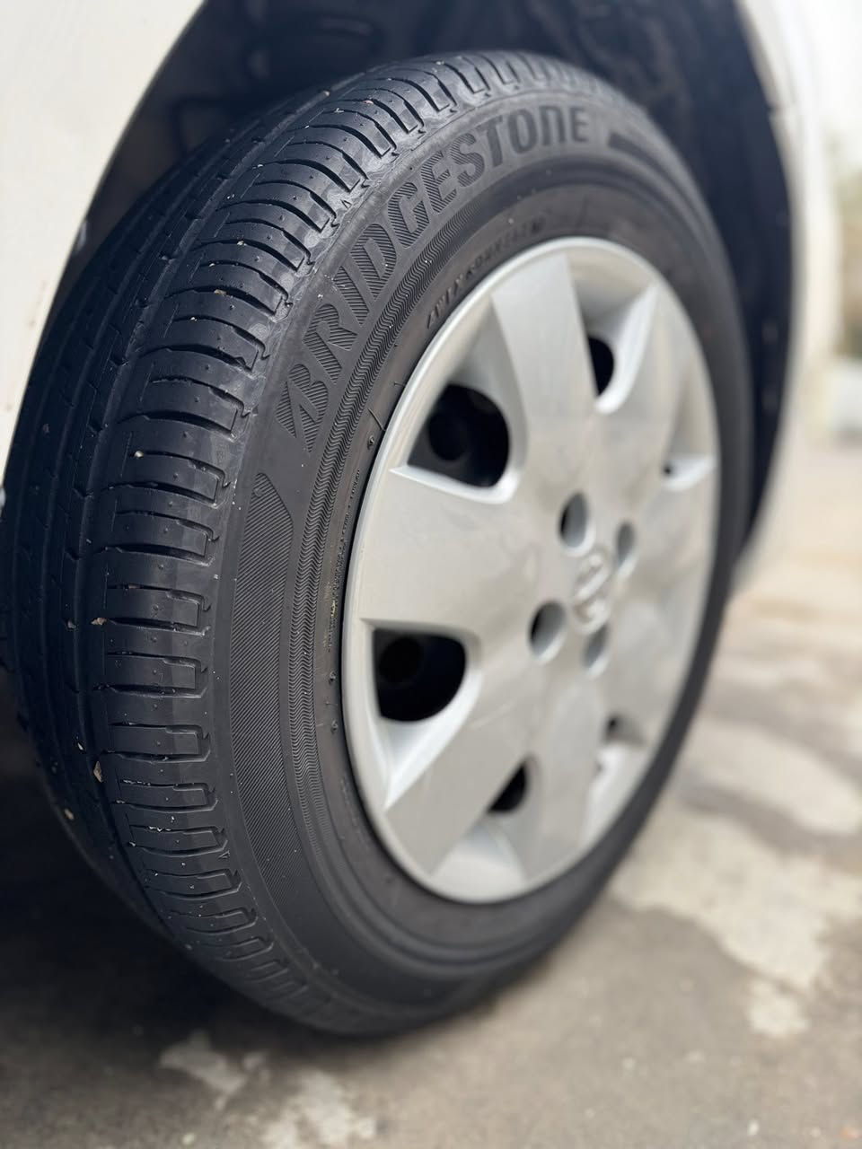 سلام عليكم 
نيسان سني هندي بليته زركه كفاله عامه من الصبغ والتبديل والحالوب السياره بحاله الزيرو ماشيه 19 الف موديل 22
رقم اربيل سنويه لل28 ثاني يوم احولك السياره ع ايد وحده من الزيرو 
السعر 115 
مكاني الرصافه ***********
