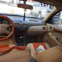 نيسان صني • ٢٠٠٥ • نجف