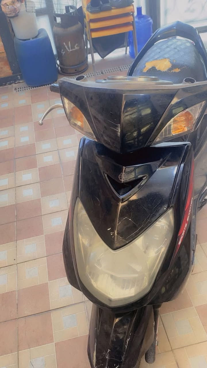 السلام عليكم دراجه سكنس للبيع الرقم *********** السعر 575 وبيهه مجال بسيط
